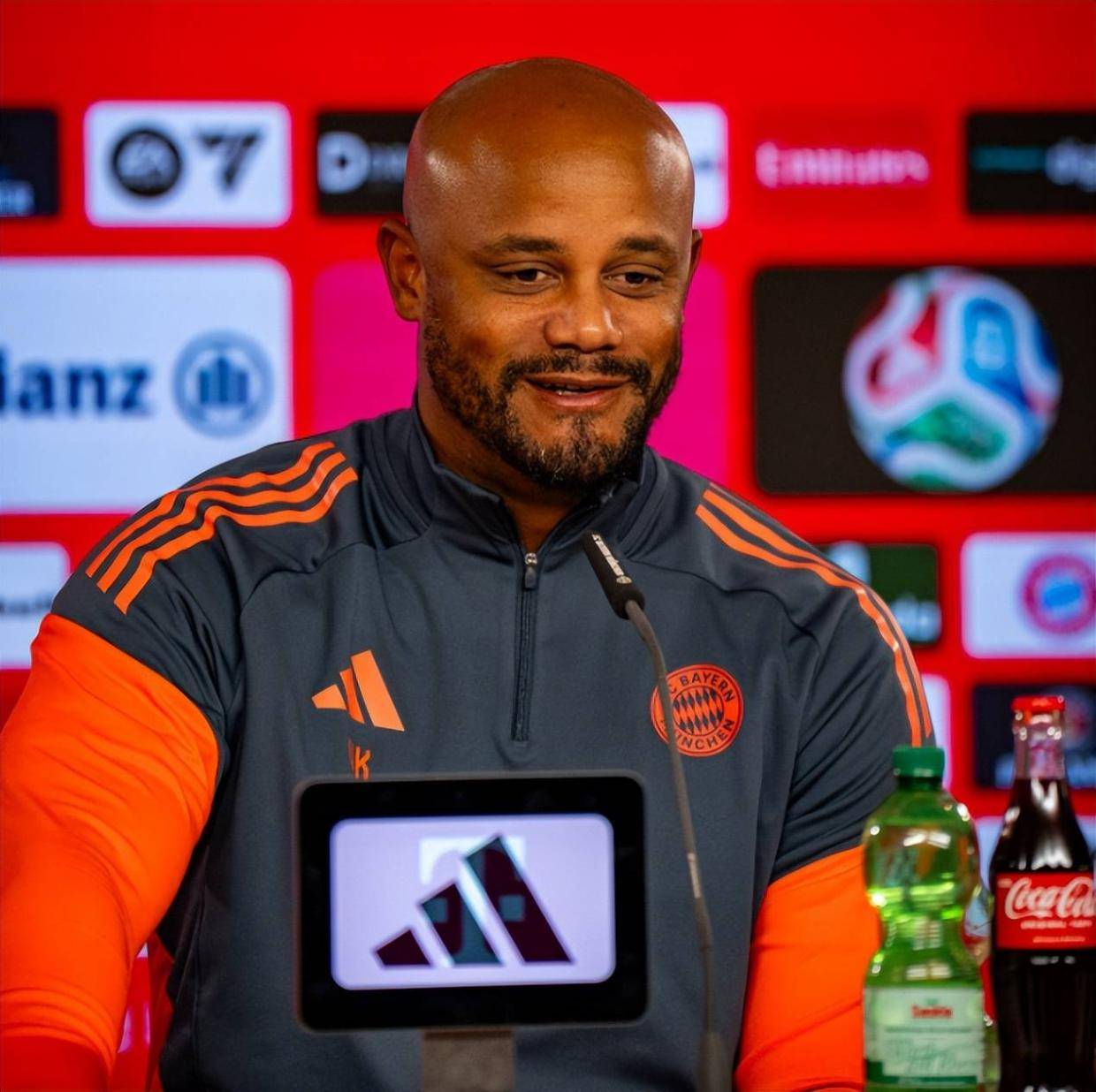 开局10连胜净胜30球!9亿豪门创造足坛新纪录 主帅加冕历史第一人 开局10连胜净胜30球!9亿豪门创造足坛新纪录 主帅加冕历史第一人