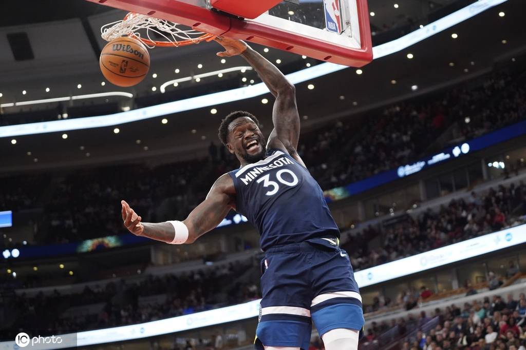 季前赛-爱德华兹25分兰德尔23+8 公牛击败森林狼 季前赛-爱德华兹25分兰德尔23+8 公牛击败森林狼